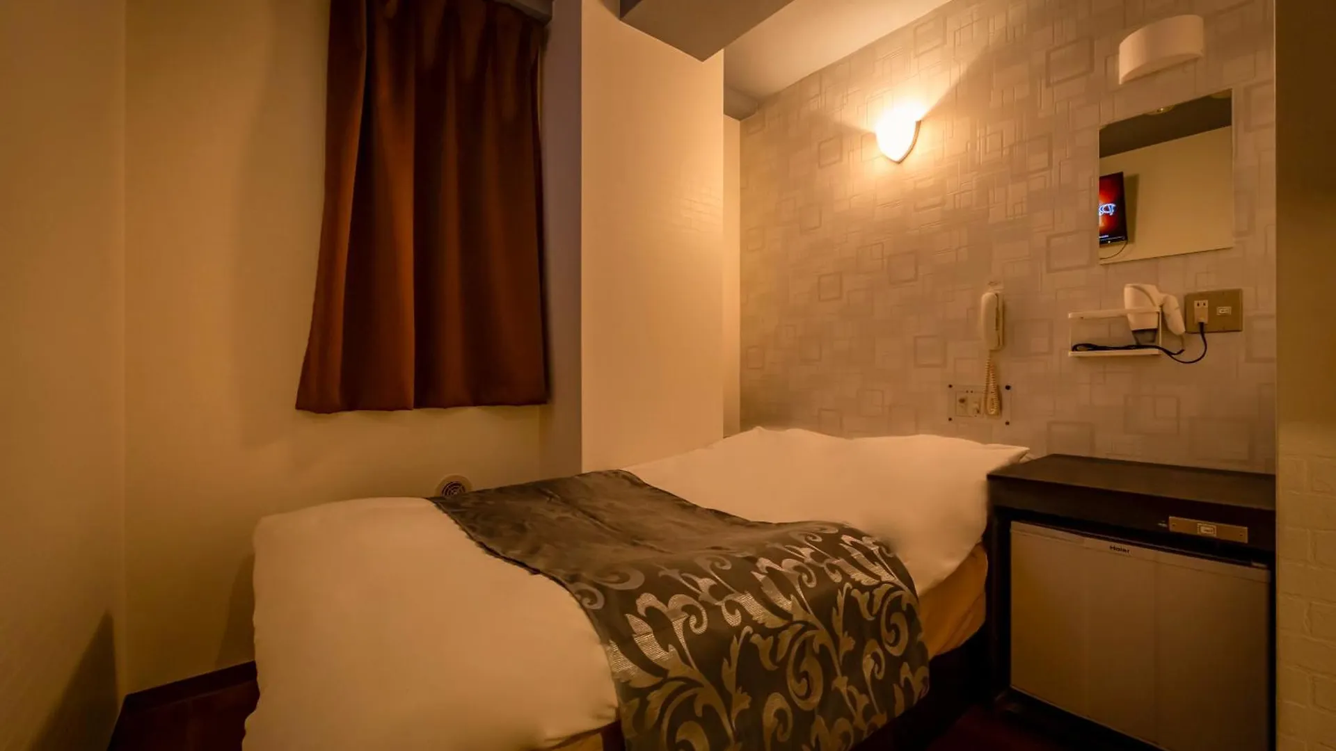 טוקיו Hotel Peace (Adults Only) יפן